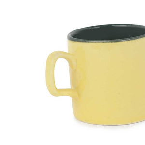 Coffee cup with handle