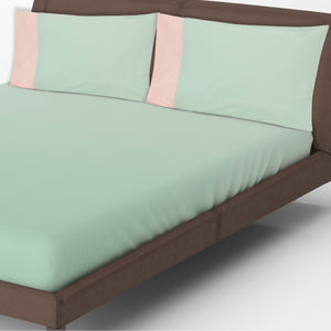 Pista green bedsheet with pillow cover