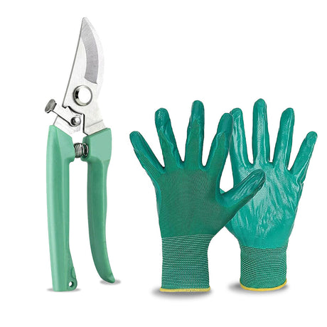 Gloves and branch cutter combo
