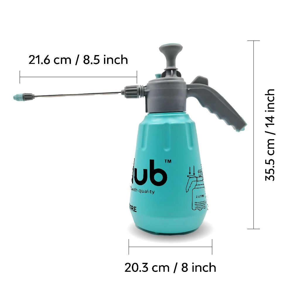 Compact water sprayer for gardening