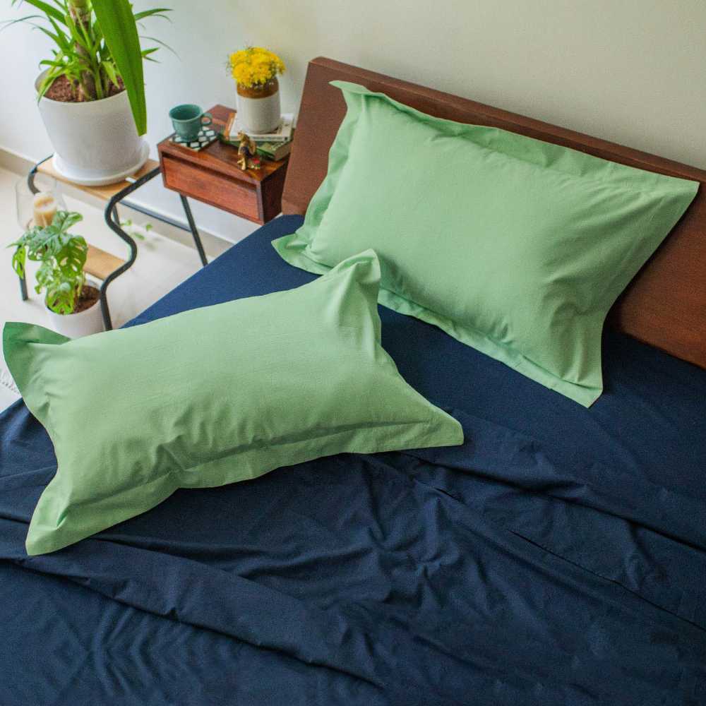 Pista green pillow cover